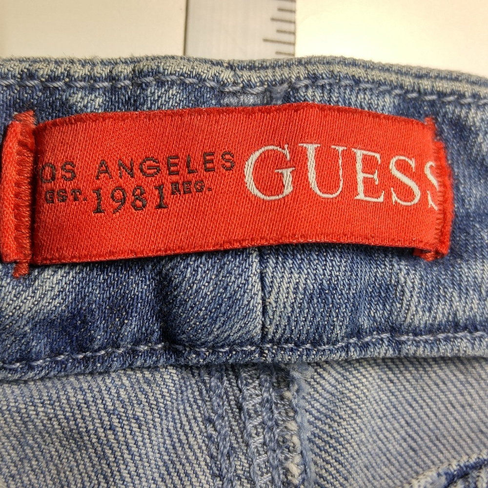 NWT GUESS Wide Leg Flare Crop Fray Hem 24 A258J - Picture 3 of 6